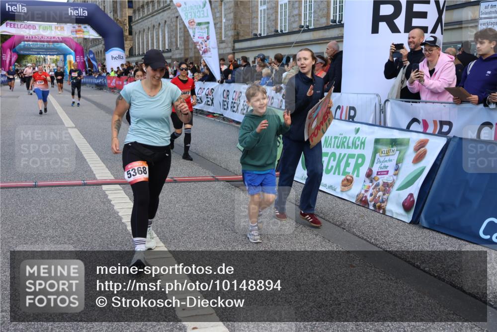06.09.2026 - CURREX Alsterlauf Strokosch-Dieckow http://msf.ph/oto/10148894 06.09.2026 10:31:48 Ziel 3350, 3387, 5368, 5907, 6374, 8033 meine-sportfotos.de