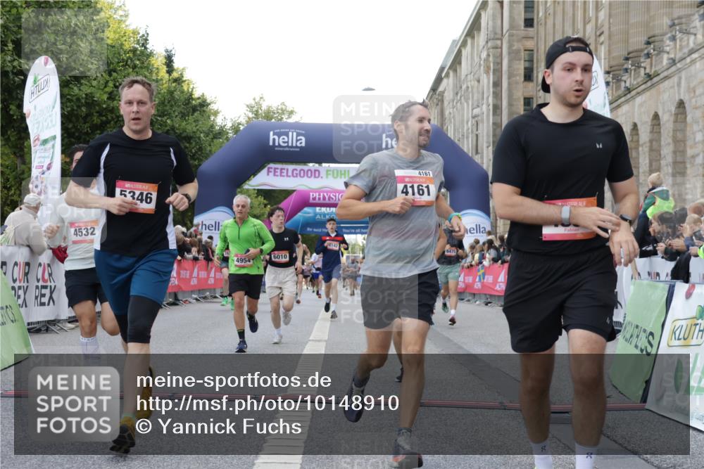 06.09.2026 - CURREX Alsterlauf Yannick Fuchs http://msf.ph/oto/10148910 06.09.2026 09:49:54 Ziel 2180, 2870, 3063, 3113, 3368, 4142, 4161, 4212, 4428, 4532, 4932, 4951, 4954, 5346, 6010, 6323, 6475, 8337 meine-sportfotos.de