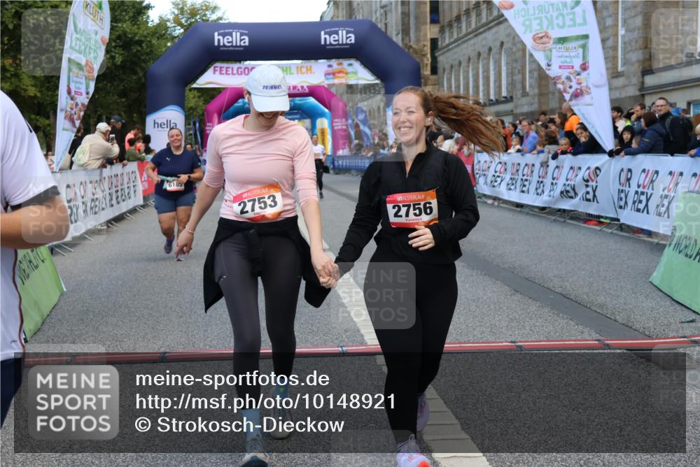 06.09.2026 - CURREX Alsterlauf Strokosch-Dieckow http://msf.ph/oto/10148921 06.09.2026 10:32:01 Ziel 2642, 2753, 2756, 4338, 5437, 5574, 6185 meine-sportfotos.de