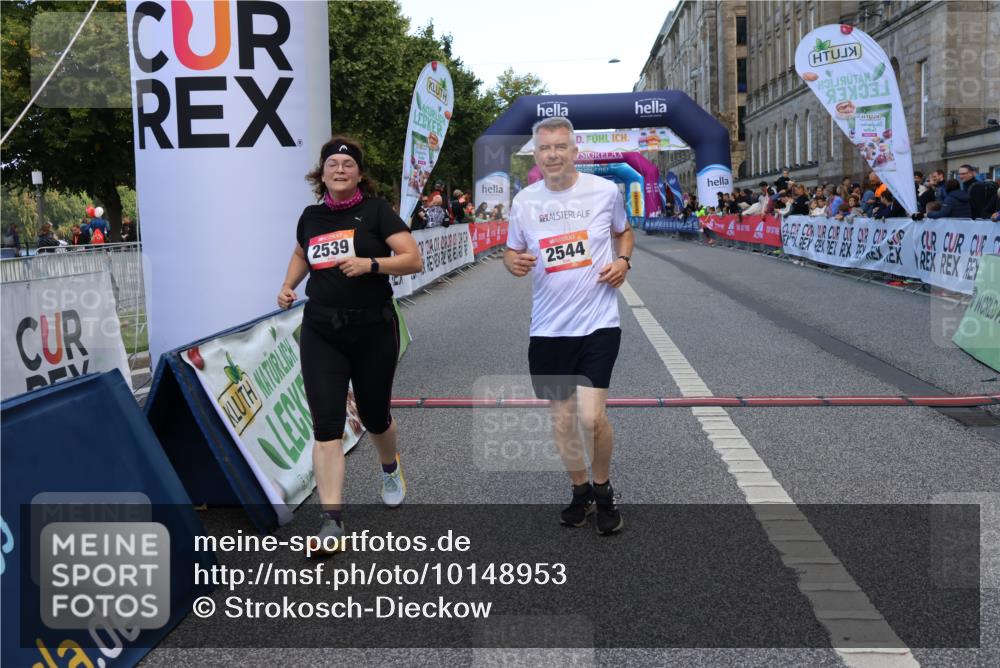 06.09.2026 - CURREX Alsterlauf Strokosch-Dieckow http://msf.ph/oto/10148953 06.09.2026 10:32:15 Ziel 2539, 2544, 2906, 3329, 4723 meine-sportfotos.de