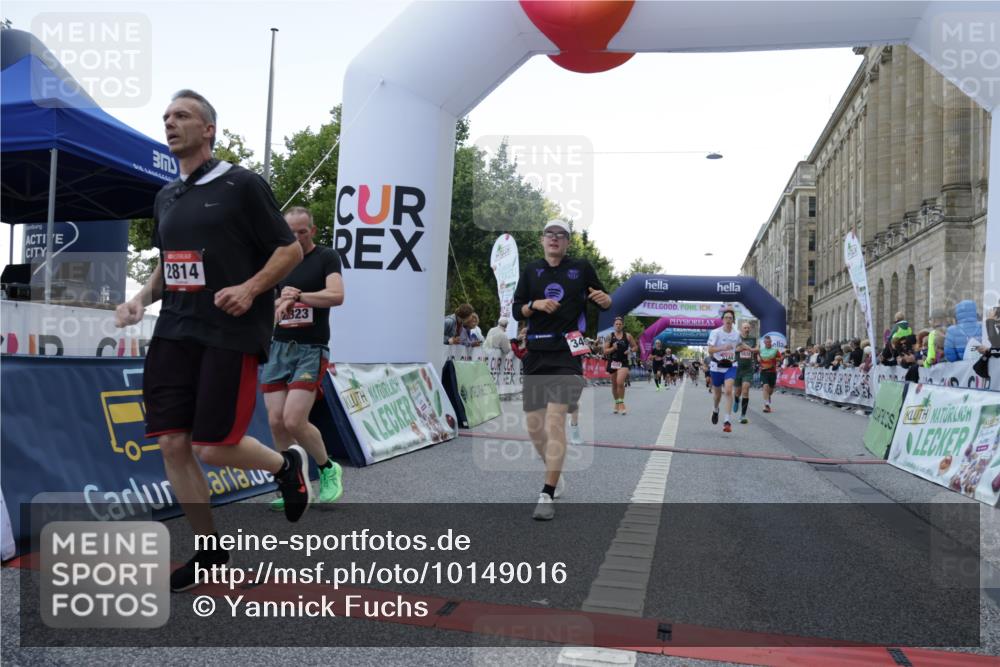 06.09.2026 - CURREX Alsterlauf Yannick Fuchs http://msf.ph/oto/10149016 06.09.2026 09:50:02 Ziel 2020, 2094, 2814, 2823, 3492, 4105, 4142, 4428, 4532, 4951, 4954, 5628, 5744, 5834, 6010, 6157, 6475 meine-sportfotos.de