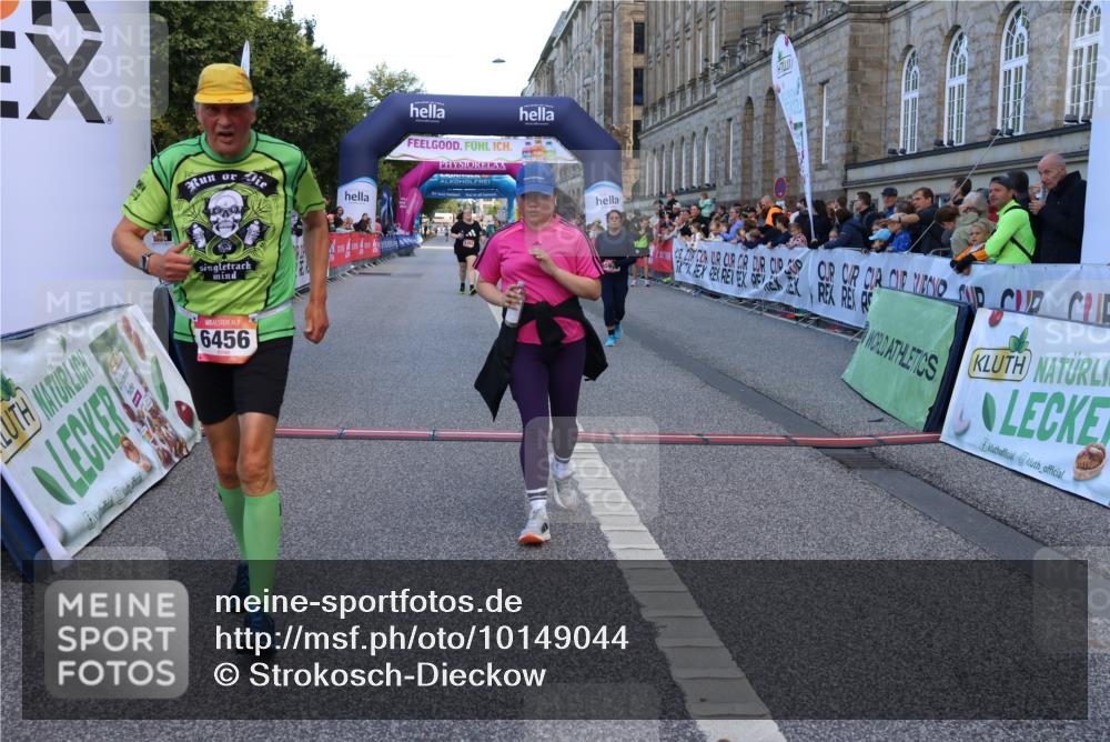 06.09.2026 - CURREX Alsterlauf Strokosch-Dieckow http://msf.ph/oto/10149044 06.09.2026 10:33:35 Ziel 3216, 5914, 6069, 6456 meine-sportfotos.de