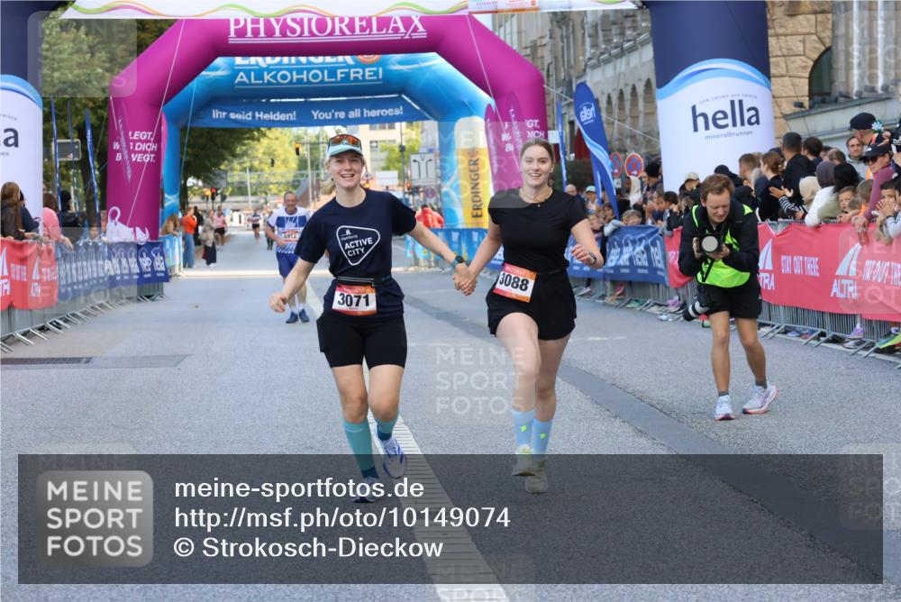 06.09.2026 - CURREX Alsterlauf Strokosch-Dieckow http://msf.ph/oto/10149074 06.09.2026 10:34:20 Ziel 3071, 3088 meine-sportfotos.de