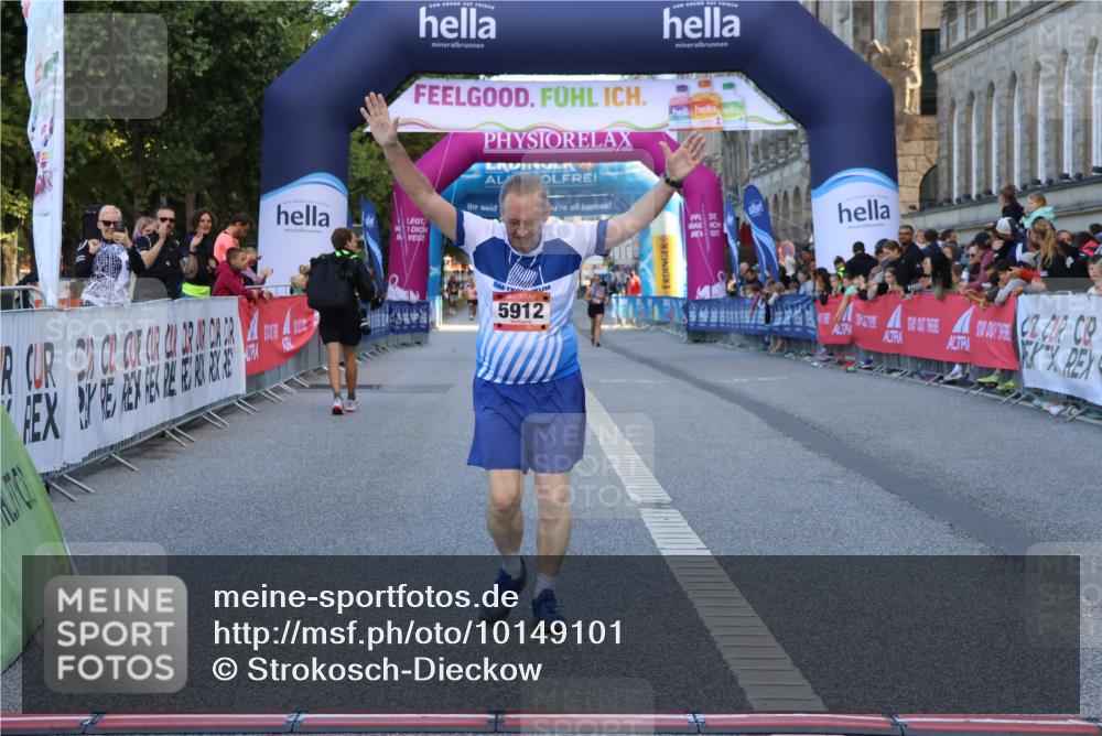 06.09.2026 - CURREX Alsterlauf Strokosch-Dieckow http://msf.ph/oto/10149101 06.09.2026 10:34:38 Ziel 5912 meine-sportfotos.de