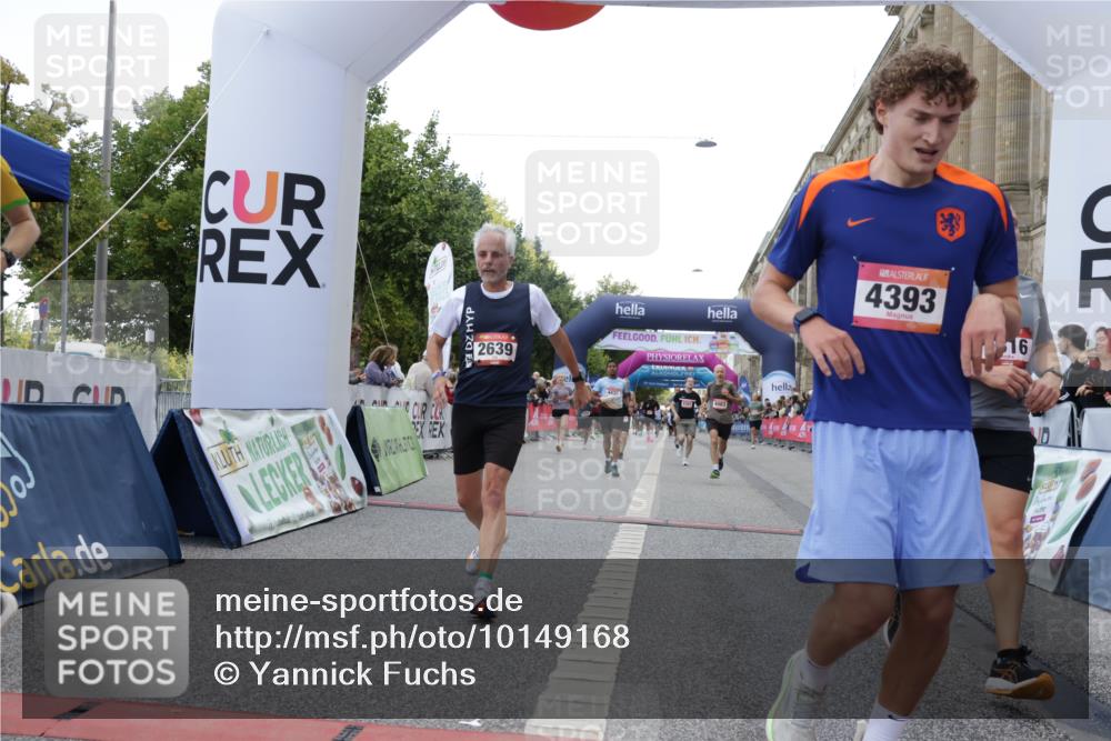 06.09.2026 - CURREX Alsterlauf Yannick Fuchs http://msf.ph/oto/10149168 06.09.2026 09:50:10 Ziel 2020, 2256, 2639, 3739, 4083, 4101, 4105, 4393, 4435, 5191, 5316, 5628, 5744, 5834, 5981, 6077, 6274, 6428 meine-sportfotos.de