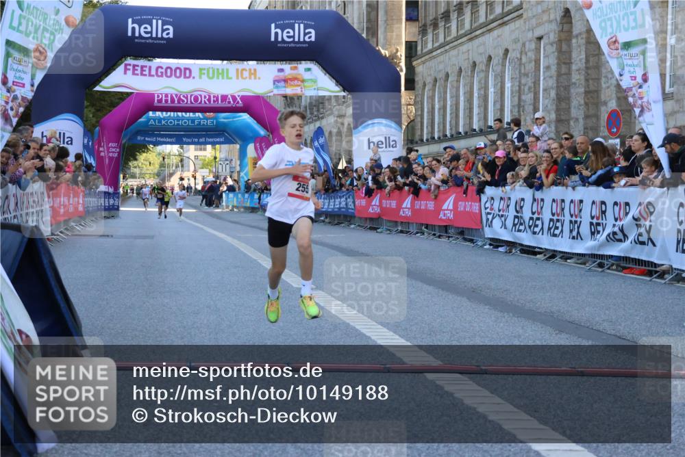 06.09.2026 - CURREX Alsterlauf Strokosch-Dieckow http://msf.ph/oto/10149188 06.09.2026 10:52:05 Ziel 255 meine-sportfotos.de