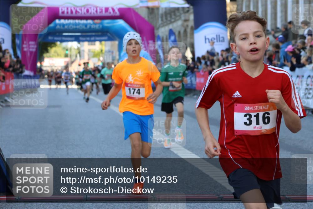 06.09.2026 - CURREX Alsterlauf Strokosch-Dieckow http://msf.ph/oto/10149235 06.09.2026 10:52:35 Ziel 161, 174, 213, 307, 316 meine-sportfotos.de