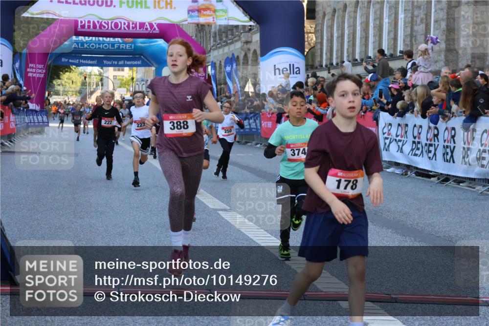 06.09.2026 - CURREX Alsterlauf Strokosch-Dieckow http://msf.ph/oto/10149276 06.09.2026 10:52:53 Ziel 151, 178, 222, 223, 250, 280, 281, 293, 355, 374, 388, 408, 452 meine-sportfotos.de