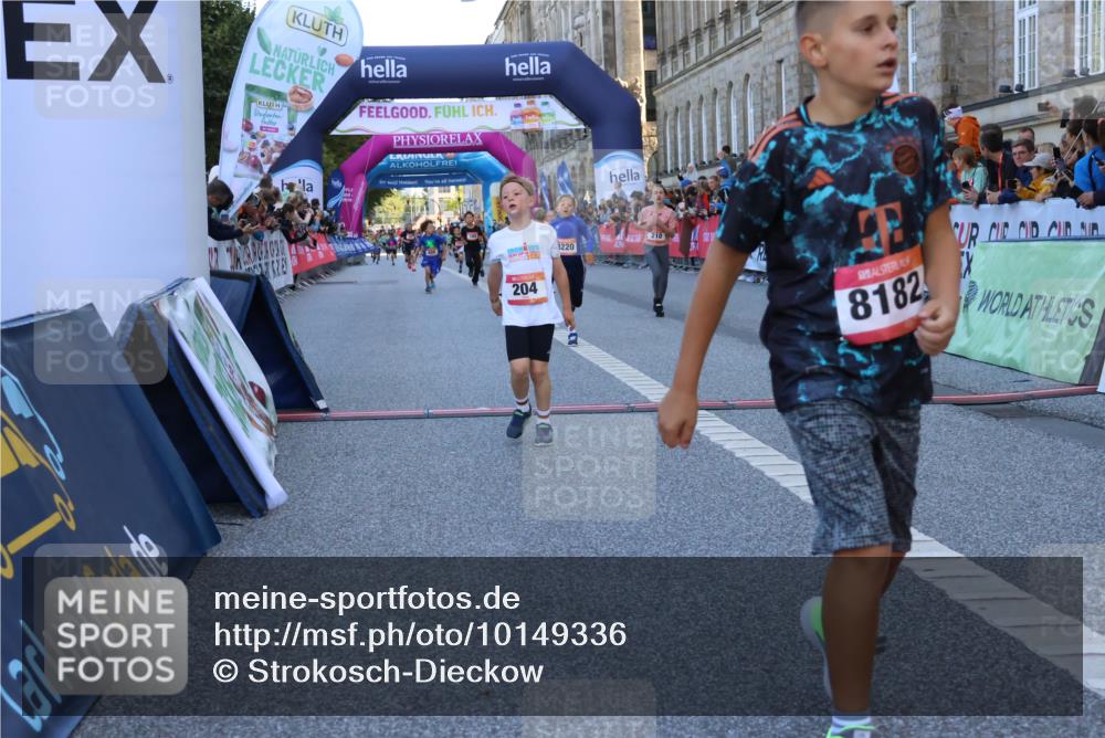 06.09.2026 - CURREX Alsterlauf Strokosch-Dieckow http://msf.ph/oto/10149336 06.09.2026 10:53:18 Ziel 170, 175, 183, 186, 204, 210, 309, 397, 420, 8182, 8220, 8262 meine-sportfotos.de