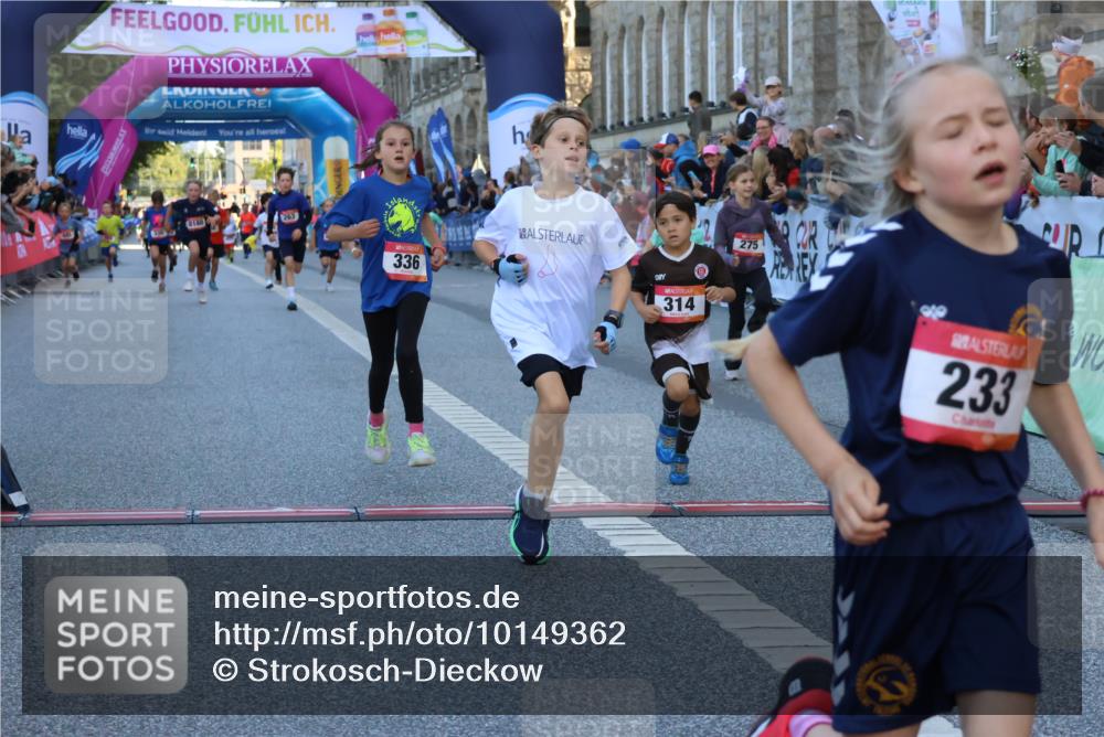 06.09.2026 - CURREX Alsterlauf Strokosch-Dieckow http://msf.ph/oto/10149362 06.09.2026 10:53:29 Ziel 175, 186, 190, 227, 233, 263, 275, 314, 317, 336, 338, 397, 420, 8124, 8180, 8262, 8329 meine-sportfotos.de