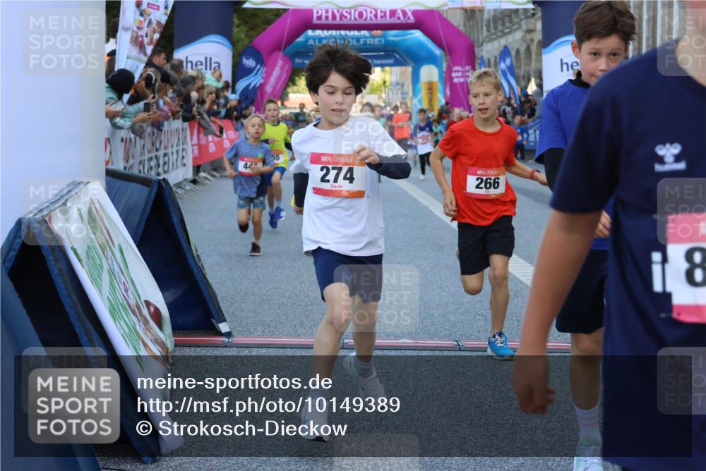 06.09.2026 - CURREX Alsterlauf Strokosch-Dieckow http://msf.ph/oto/10149389 06.09.2026 10:53:36 Ziel 159, 190, 219, 263, 265, 266, 274, 275, 306, 314, 330, 336, 338, 402, 415, 445, 8124, 8180, 8181, 8329 meine-sportfotos.de