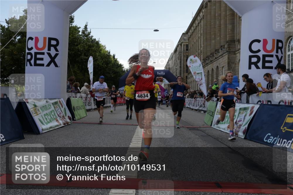 06.09.2026 - CURREX Alsterlauf Yannick Fuchs http://msf.ph/oto/10149531 06.09.2026 09:50:46 Ziel 3073, 3292, 3402, 3423, 4022, 4371, 4548, 4556, 4834, 4997, 4998, 5178, 5282, 5714, 8160, 8277 meine-sportfotos.de