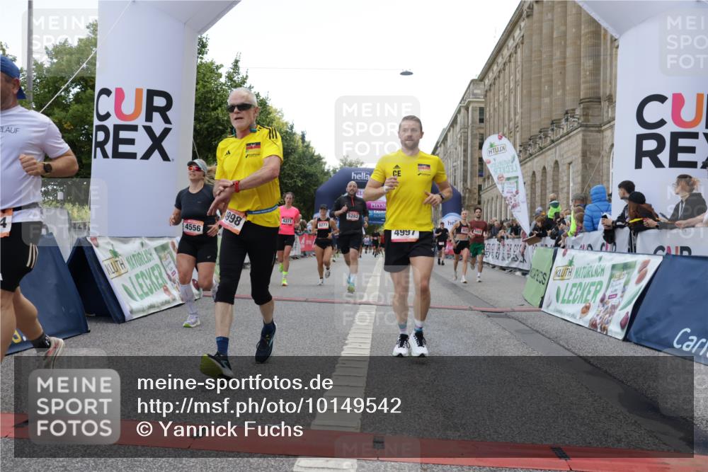 06.09.2026 - CURREX Alsterlauf Yannick Fuchs http://msf.ph/oto/10149542 06.09.2026 09:50:48 Ziel 3073, 3292, 3423, 4022, 4371, 4548, 4556, 4834, 4997, 4998, 5178, 5282, 5714, 6182, 8277 meine-sportfotos.de