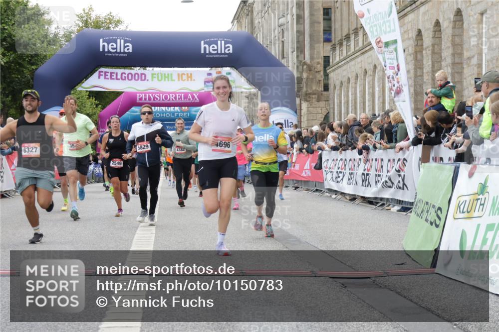 06.09.2026 - CURREX Alsterlauf Yannick Fuchs http://msf.ph/oto/10150783 06.09.2026 09:51:16 Ziel 2358, 2434, 2549, 3237, 3549, 4381, 4382, 4681, 4696, 5829, 5885, 6190, 6327, 6399, 8049, 8195 meine-sportfotos.de