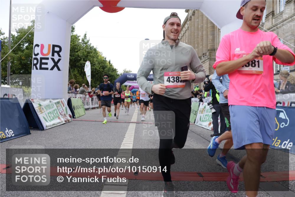06.09.2026 - CURREX Alsterlauf Yannick Fuchs http://msf.ph/oto/10150914 06.09.2026 09:51:22 Ziel 2071, 2079, 2434, 2549, 2973, 2974, 3138, 3340, 3408, 3526, 3549, 3686, 3886, 4092, 4381, 4382, 4387, 4696, 4989, 5151, 5238, 5694, 5829, 5869, 5885, 6190, 6327, 6399, 8301 meine-sportfotos.de