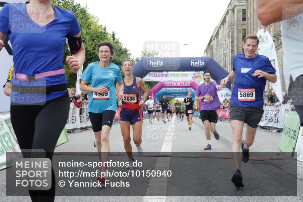 06.09.2026 - CURREX Alsterlauf Yannick Fuchs http://msf.ph/oto/10150940 06.09.2026 09:51:27 Ziel 2071, 2079, 2973, 2974, 3138, 3286, 3340, 3408, 3526, 3686, 3886, 4092, 4381, 4382, 4387, 4989, 5027, 5151, 5238, 5694, 5869, 5885, 6490, 8301 meine-sportfotos.de