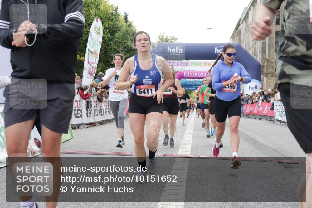 06.09.2026 - CURREX Alsterlauf Yannick Fuchs http://msf.ph/oto/10151652 06.09.2026 09:51:36 Ziel 2023, 3286, 3733, 4210, 4985, 4987, 5230, 5525, 5596, 5814, 5847, 6411, 6490, 8085 meine-sportfotos.de
