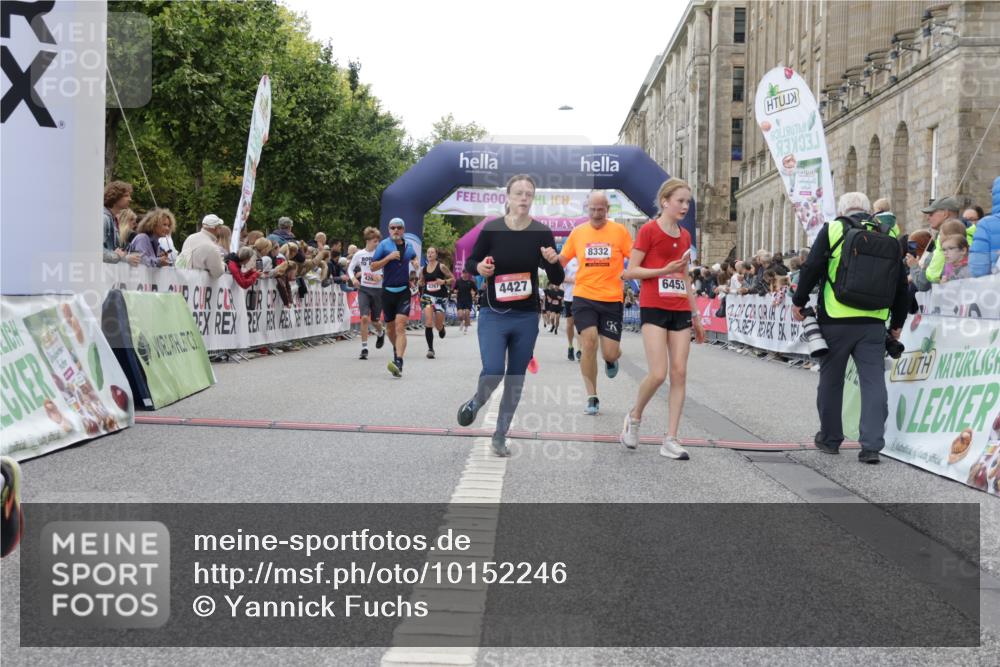 06.09.2026 - CURREX Alsterlauf Yannick Fuchs http://msf.ph/oto/10152246 06.09.2026 09:51:43 Ziel 2542, 3465, 4210, 4267, 4268, 4427, 4729, 4985, 4987, 5525, 5596, 5814, 5847, 6405, 6453, 8085, 8332 meine-sportfotos.de