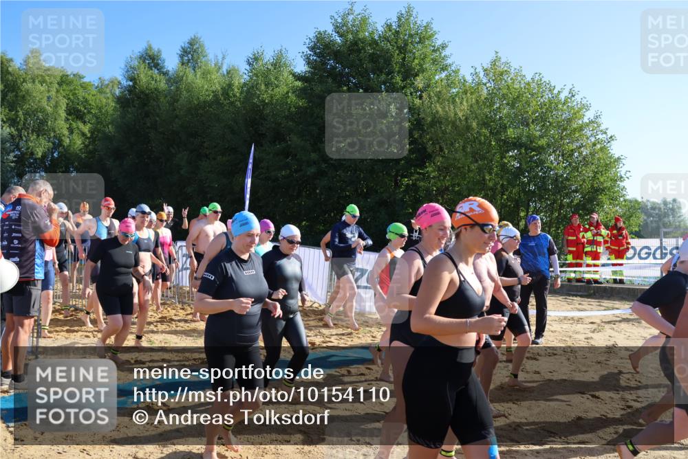 06.09.2026 - 20. Norderstedt Triathlon Andreas Tolksdorf http://msf.ph/oto/10154110 06.09.2026 10:00:01 Schwimmen 1193, 1194, 1195, 1197, 1198, 1199, 1201, 1203, 1204, 1205, 1206, 1208, 1209, 1211, 1212, 1214, 1215, 1216, 1217, 1219, 1220, 1222, 1223, 1226, 1227, 1228, 1229, 1230, 1231, 1232, 1233, 1234, 1235, 1236, 1237, 1238, 1488, 1489, 1490, 1491, 1494, 1496, 1498, 1500, 1501, 1502, 1503, 1504, 1505, 1506, 1507, 1508, 1509, 1510, 1511, 1513 meine-sportfotos.de