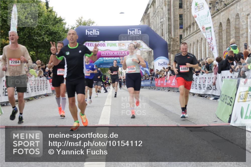 06.09.2026 - CURREX Alsterlauf Yannick Fuchs http://msf.ph/oto/10154112 06.09.2026 09:52:11 Ziel 2118, 2191, 2284, 2758, 3289, 3301, 3450, 3789, 3839, 3975, 4250, 4462, 4567, 5321, 5881, 8071 meine-sportfotos.de