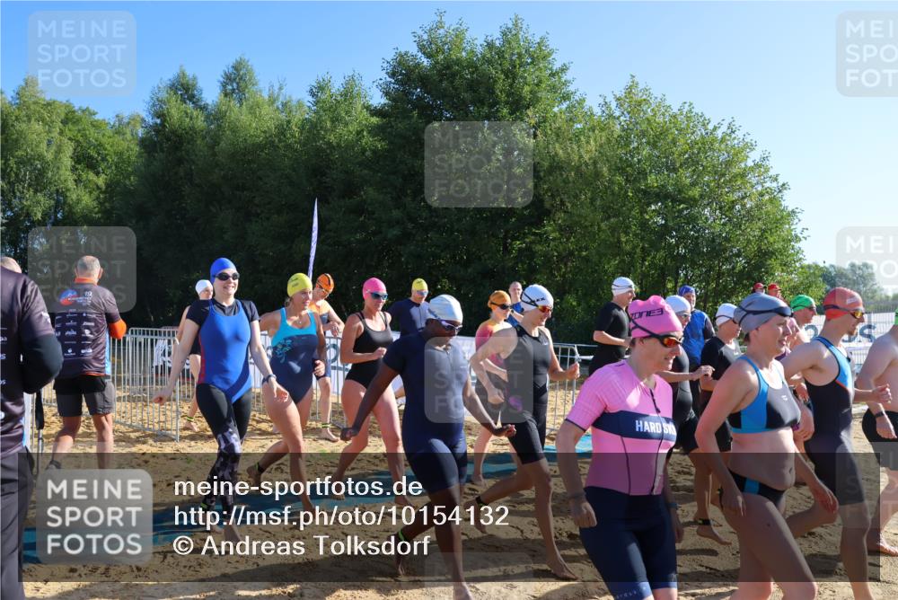 06.09.2026 - 20. Norderstedt Triathlon Andreas Tolksdorf http://msf.ph/oto/10154132 06.09.2026 10:00:04 Schwimmen 1193, 1197, 1198, 1200, 1203, 1208, 1211, 1212, 1215, 1216, 1219, 1222, 1223, 1226, 1227, 1228, 1229, 1232, 1234, 1235, 1488, 1489, 1490, 1491, 1496, 1498, 1503, 1504, 1506, 1507, 1509, 1510, 1513 meine-sportfotos.de
