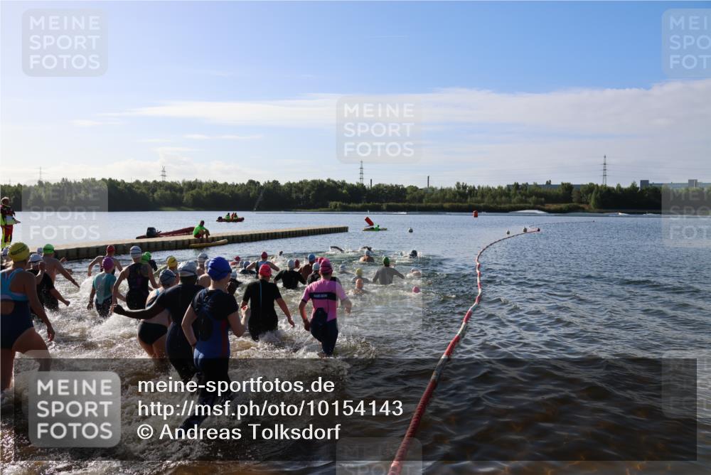 06.09.2026 - 20. Norderstedt Triathlon Andreas Tolksdorf http://msf.ph/oto/10154143 06.09.2026 10:00:11 Schwimmen  meine-sportfotos.de