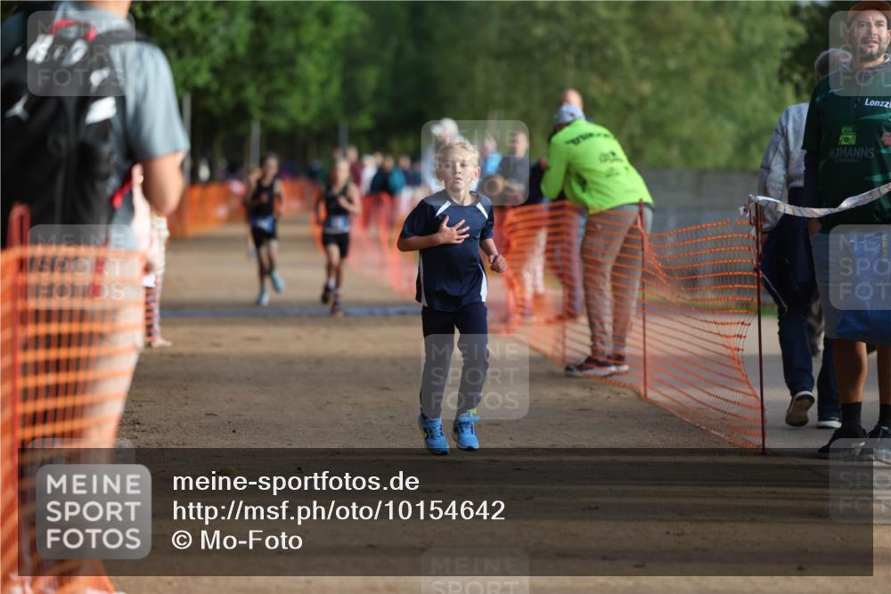 06.09.2026 - 20. Norderstedt Triathlon Mo-Foto http://msf.ph/oto/10154642 06.09.2026 09:10:38 Laufen 10, 12, 21, 29 meine-sportfotos.de