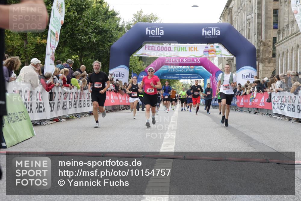 06.09.2026 - CURREX Alsterlauf Yannick Fuchs http://msf.ph/oto/10154757 06.09.2026 09:52:20 Ziel 2191, 2758, 2765, 3124, 3289, 3450, 4301, 5129, 5287, 5677 meine-sportfotos.de