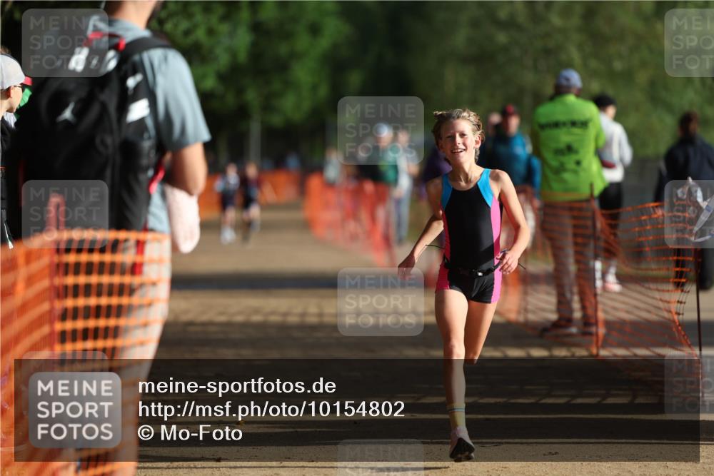 06.09.2026 - 20. Norderstedt Triathlon Mo-Foto http://msf.ph/oto/10154802 06.09.2026 09:11:32 Laufen 44, 47 meine-sportfotos.de