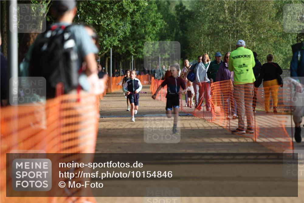 06.09.2026 - 20. Norderstedt Triathlon Mo-Foto http://msf.ph/oto/10154846 06.09.2026 09:11:40 Laufen 39, 44, 47 meine-sportfotos.de