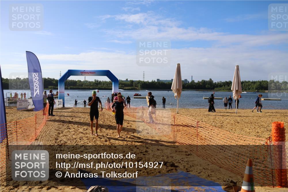 06.09.2026 - 20. Norderstedt Triathlon Andreas Tolksdorf http://msf.ph/oto/10154927 06.09.2026 10:06:39 Schwimmen 1199, 1228, 1236 meine-sportfotos.de