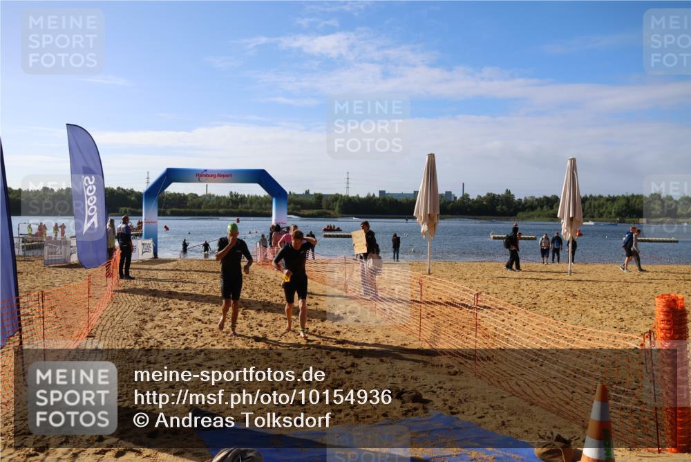 06.09.2026 - 20. Norderstedt Triathlon Andreas Tolksdorf http://msf.ph/oto/10154936 06.09.2026 10:06:39 Schwimmen 1199, 1228, 1236 meine-sportfotos.de