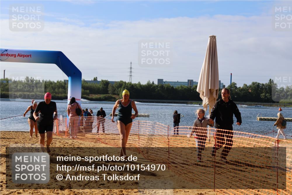 06.09.2026 - 20. Norderstedt Triathlon Andreas Tolksdorf http://msf.ph/oto/10154970 06.09.2026 10:07:00 Schwimmen 1216, 1229, 1237 meine-sportfotos.de
