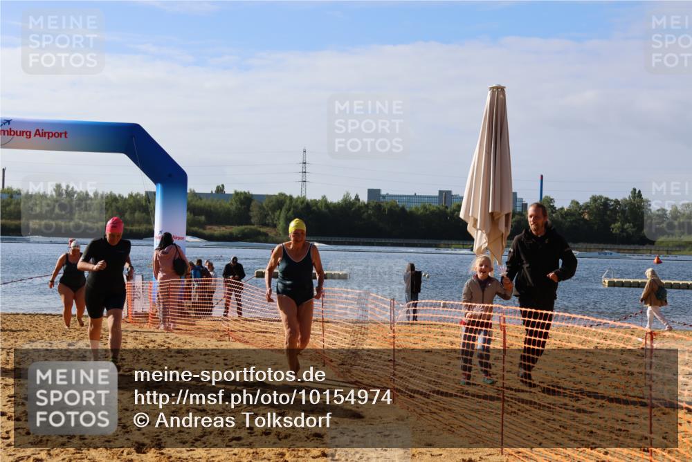 06.09.2026 - 20. Norderstedt Triathlon Andreas Tolksdorf http://msf.ph/oto/10154974 06.09.2026 10:07:00 Schwimmen 1216, 1229, 1237 meine-sportfotos.de