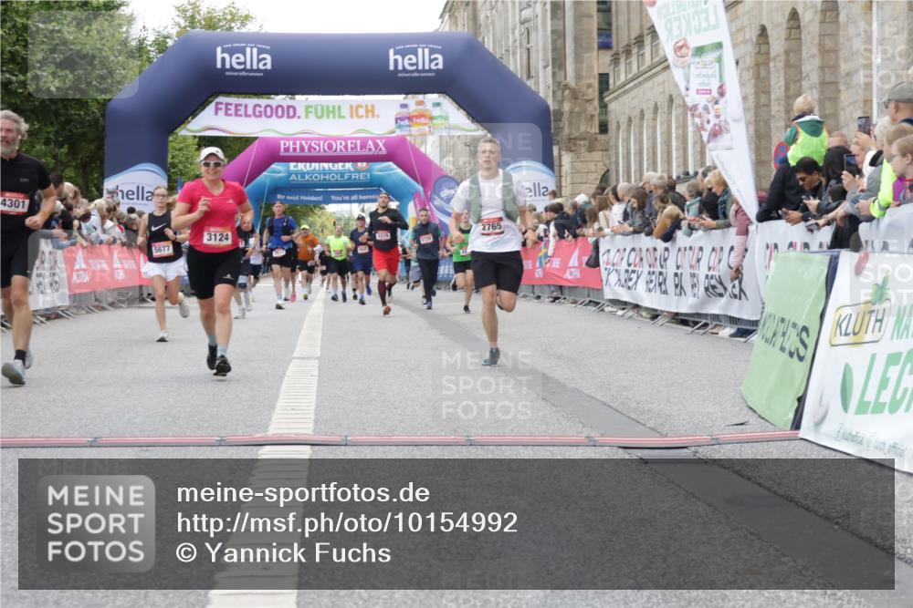 06.09.2026 - CURREX Alsterlauf Yannick Fuchs http://msf.ph/oto/10154992 06.09.2026 09:52:21 Ziel 2191, 2758, 2765, 3124, 3289, 3450, 4301, 5129, 5287, 5677 meine-sportfotos.de