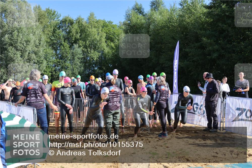 06.09.2026 - 20. Norderstedt Triathlon Andreas Tolksdorf http://msf.ph/oto/10155375 06.09.2026 10:40:18 Schwimmen 158, 1267, 1269 meine-sportfotos.de