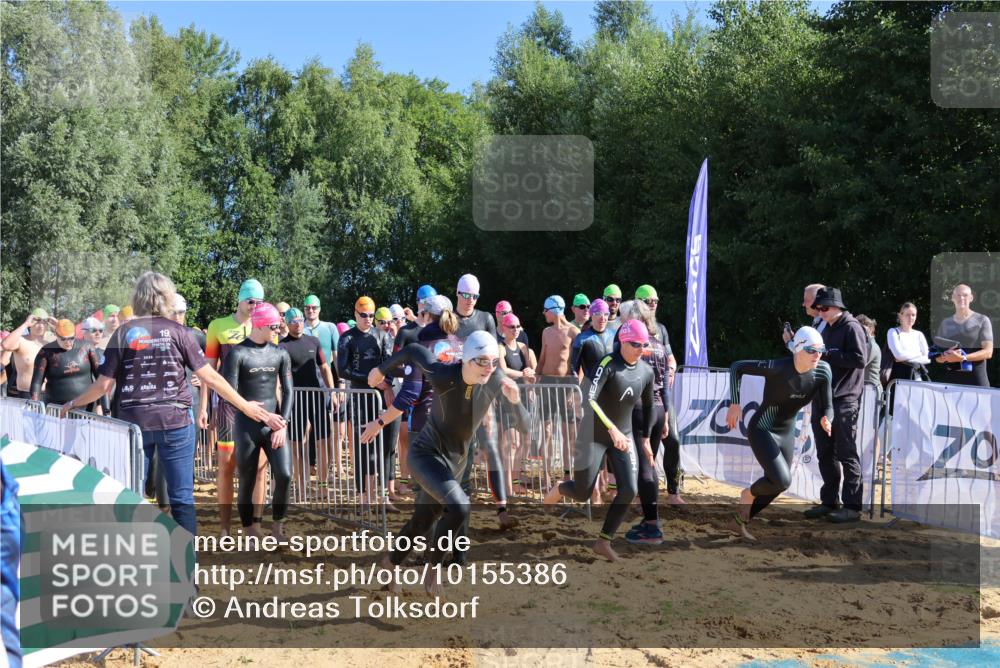 06.09.2026 - 20. Norderstedt Triathlon Andreas Tolksdorf http://msf.ph/oto/10155386 06.09.2026 10:40:18 Schwimmen 158, 1267, 1269 meine-sportfotos.de