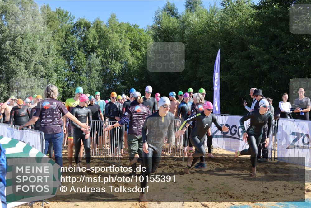 06.09.2026 - 20. Norderstedt Triathlon Andreas Tolksdorf http://msf.ph/oto/10155391 06.09.2026 10:40:18 Schwimmen 158, 1267, 1269 meine-sportfotos.de