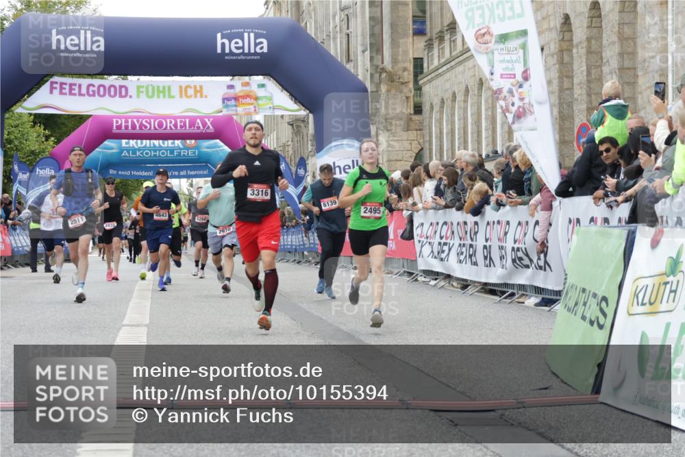 06.09.2026 - CURREX Alsterlauf Yannick Fuchs http://msf.ph/oto/10155394 06.09.2026 09:52:25 Ziel 2495, 2511, 2765, 2970, 3124, 3217, 3316, 4005, 4301, 4643, 5129, 5287, 5323, 5677, 6139 meine-sportfotos.de