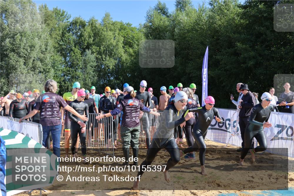 06.09.2026 - 20. Norderstedt Triathlon Andreas Tolksdorf http://msf.ph/oto/10155397 06.09.2026 10:40:18 Schwimmen 158, 1267, 1269 meine-sportfotos.de