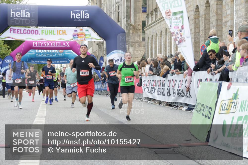 06.09.2026 - CURREX Alsterlauf Yannick Fuchs http://msf.ph/oto/10155427 06.09.2026 09:52:25 Ziel 2495, 2511, 2765, 2970, 3124, 3217, 3316, 4005, 4301, 4643, 5129, 5287, 5323, 5677, 6139 meine-sportfotos.de