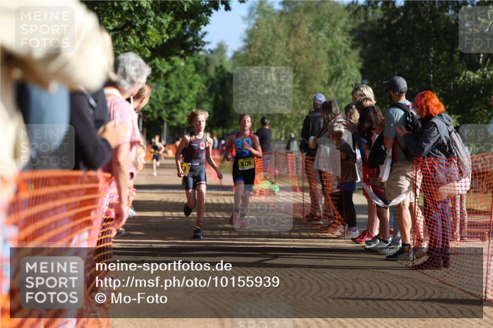 06.09.2026 - 20. Norderstedt Triathlon Mo-Foto http://msf.ph/oto/10155939 06.09.2026 09:42:43 Laufen 909, 671, 671 meine-sportfotos.de