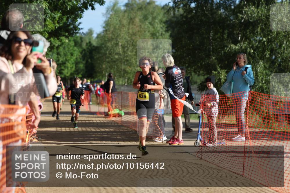 06.09.2026 - 20. Norderstedt Triathlon Mo-Foto http://msf.ph/oto/10156442 06.09.2026 09:43:56 Laufen 635 meine-sportfotos.de