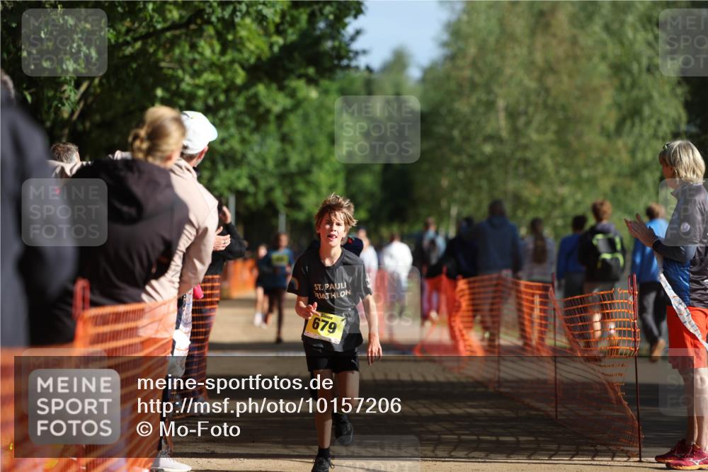 06.09.2026 - 20. Norderstedt Triathlon Mo-Foto http://msf.ph/oto/10157206 06.09.2026 09:47:24 Laufen 679 meine-sportfotos.de