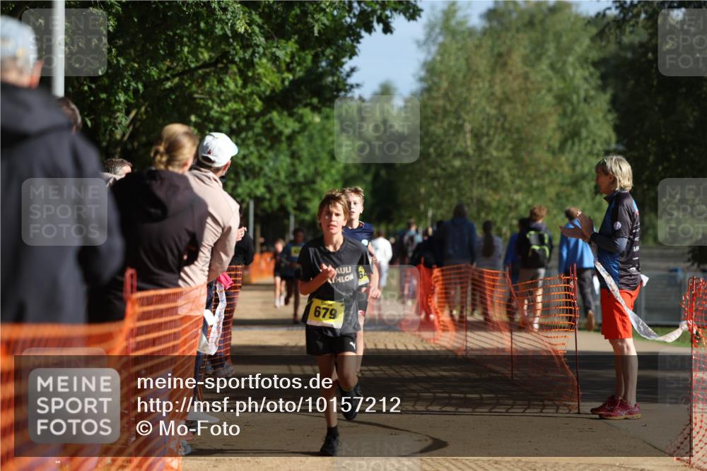 06.09.2026 - 20. Norderstedt Triathlon Mo-Foto http://msf.ph/oto/10157212 06.09.2026 09:47:24 Laufen 679 meine-sportfotos.de