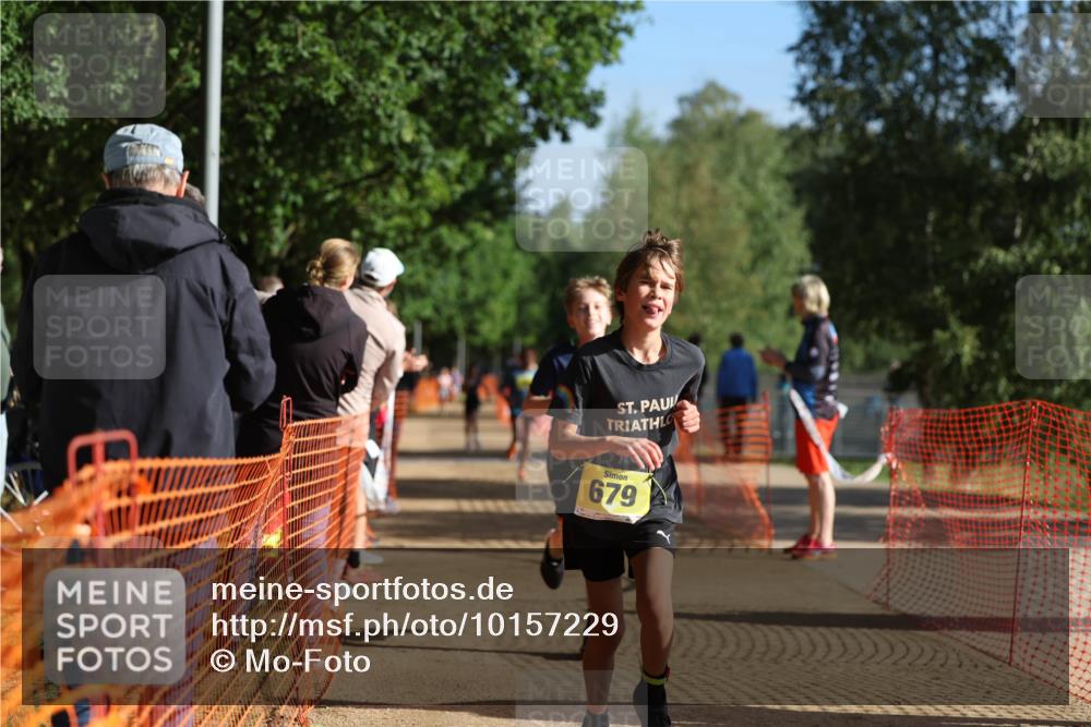 06.09.2026 - 20. Norderstedt Triathlon Mo-Foto http://msf.ph/oto/10157229 06.09.2026 09:47:26 Laufen 679 meine-sportfotos.de