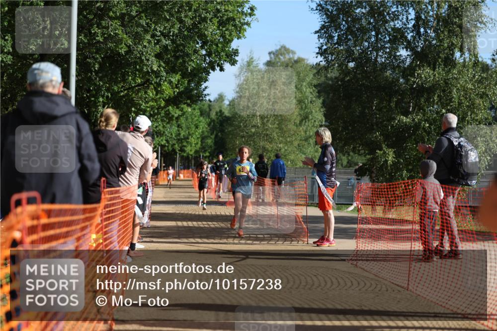 06.09.2026 - 20. Norderstedt Triathlon Mo-Foto http://msf.ph/oto/10157238 06.09.2026 09:47:29 Laufen 6 meine-sportfotos.de
