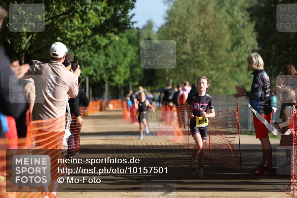 06.09.2026 - 20. Norderstedt Triathlon Mo-Foto http://msf.ph/oto/10157501 06.09.2026 09:48:38 Laufen 639 meine-sportfotos.de