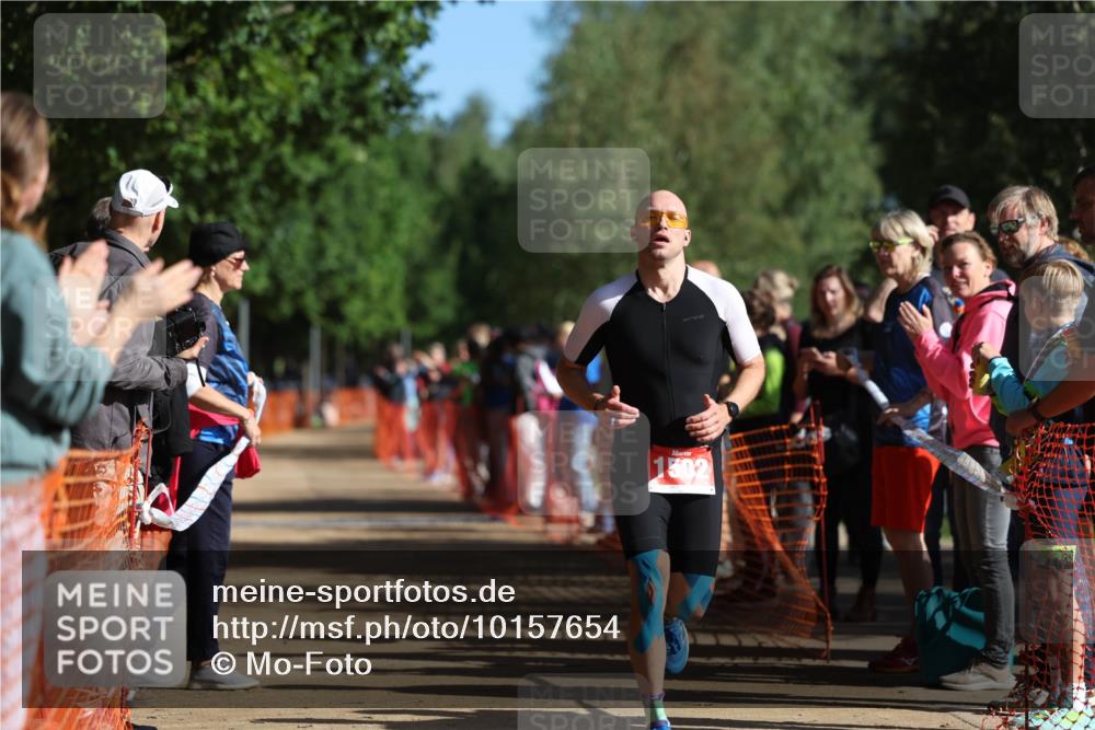 06.09.2026 - 20. Norderstedt Triathlon Mo-Foto http://msf.ph/oto/10157654 06.09.2026 10:30:46 Laufen 1502, 1204, 1204, 1488, 1488 meine-sportfotos.de