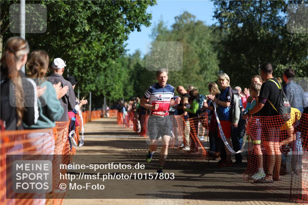 06.09.2026 - 20. Norderstedt Triathlon Mo-Foto http://msf.ph/oto/10157803 06.09.2026 10:31:46 Laufen 1238, 1238 meine-sportfotos.de
